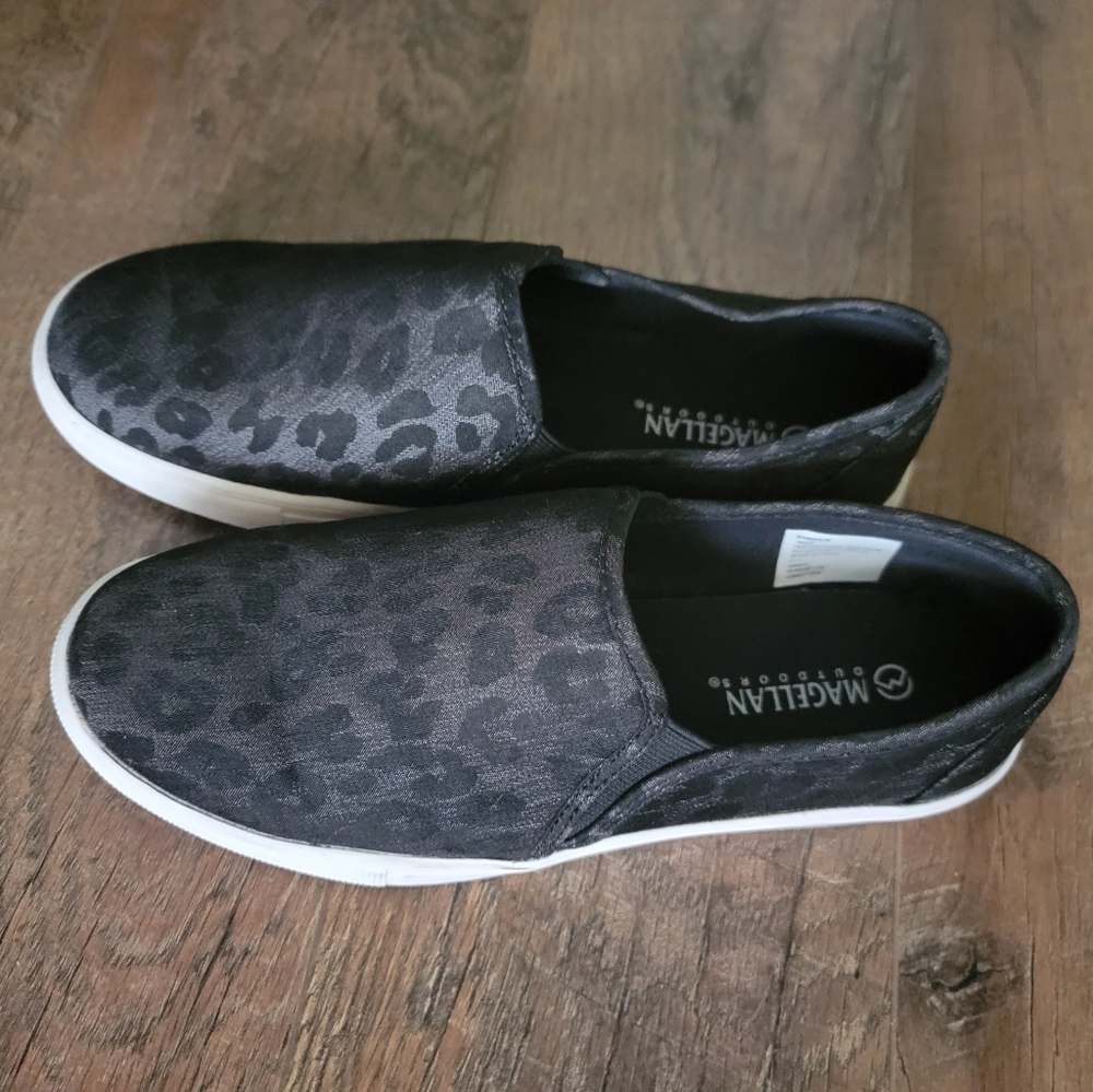Leopard black shoes